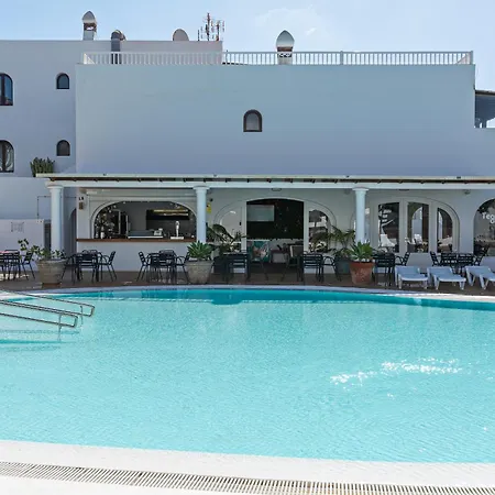 Apartment Palmeras - Pool & Terrace - Next To Costa Teguise