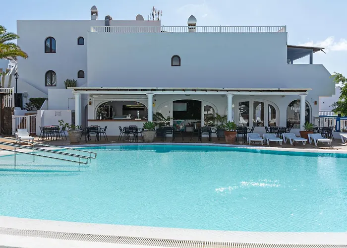 Daire Palmeras - Pool & Terrace - Next To Costa Teguise