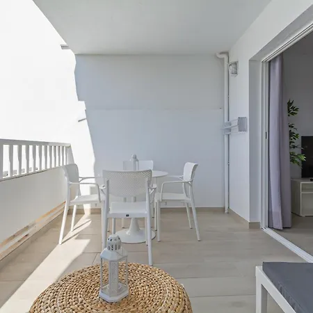 Daire Palmeras - Pool & Terrace - Next To